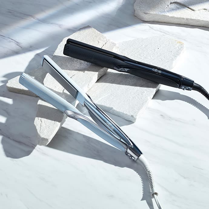 リファストレートアイロンプロ（レア髪ストレート） | ヘアアイロン