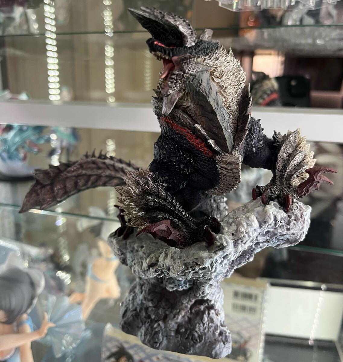 Yahoo!オークション -「クリエイターズモデル ジンオウガ」の落札相場