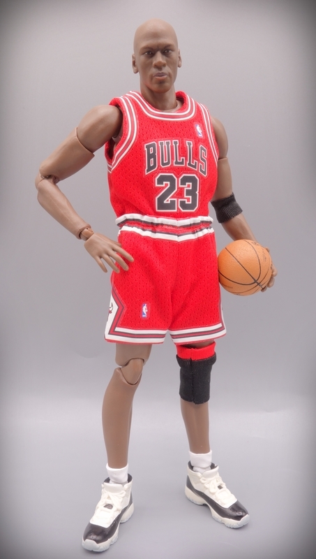 MAFEX Michael Jordan Chicago Bulls レビュー - okurejeの日記