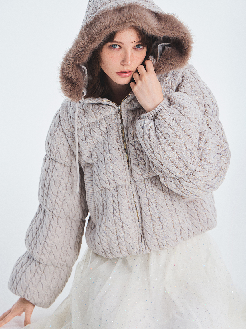 オフィシャルサイト限定カラー】4WAYニットパディングジャケット