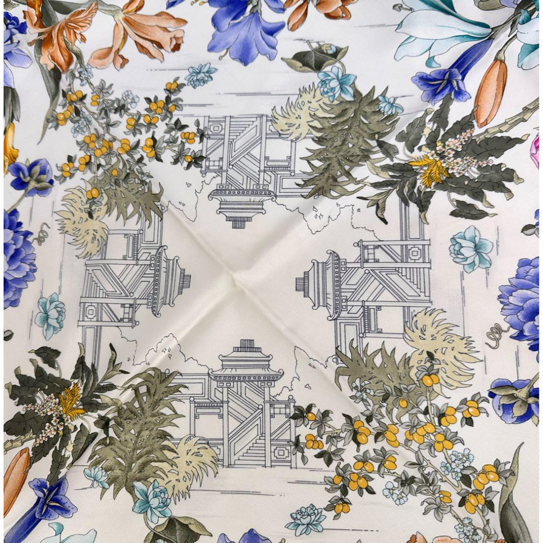 グッチ GUCCI フラワー 花柄 大判スカーフ シルク100パーセント 植物