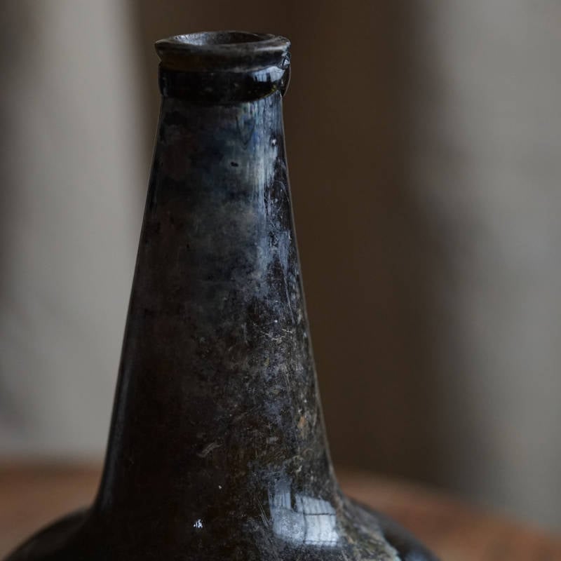 銀化した古いオニオンボトル / 1700年代初頭・オランダ | gallery yaichi