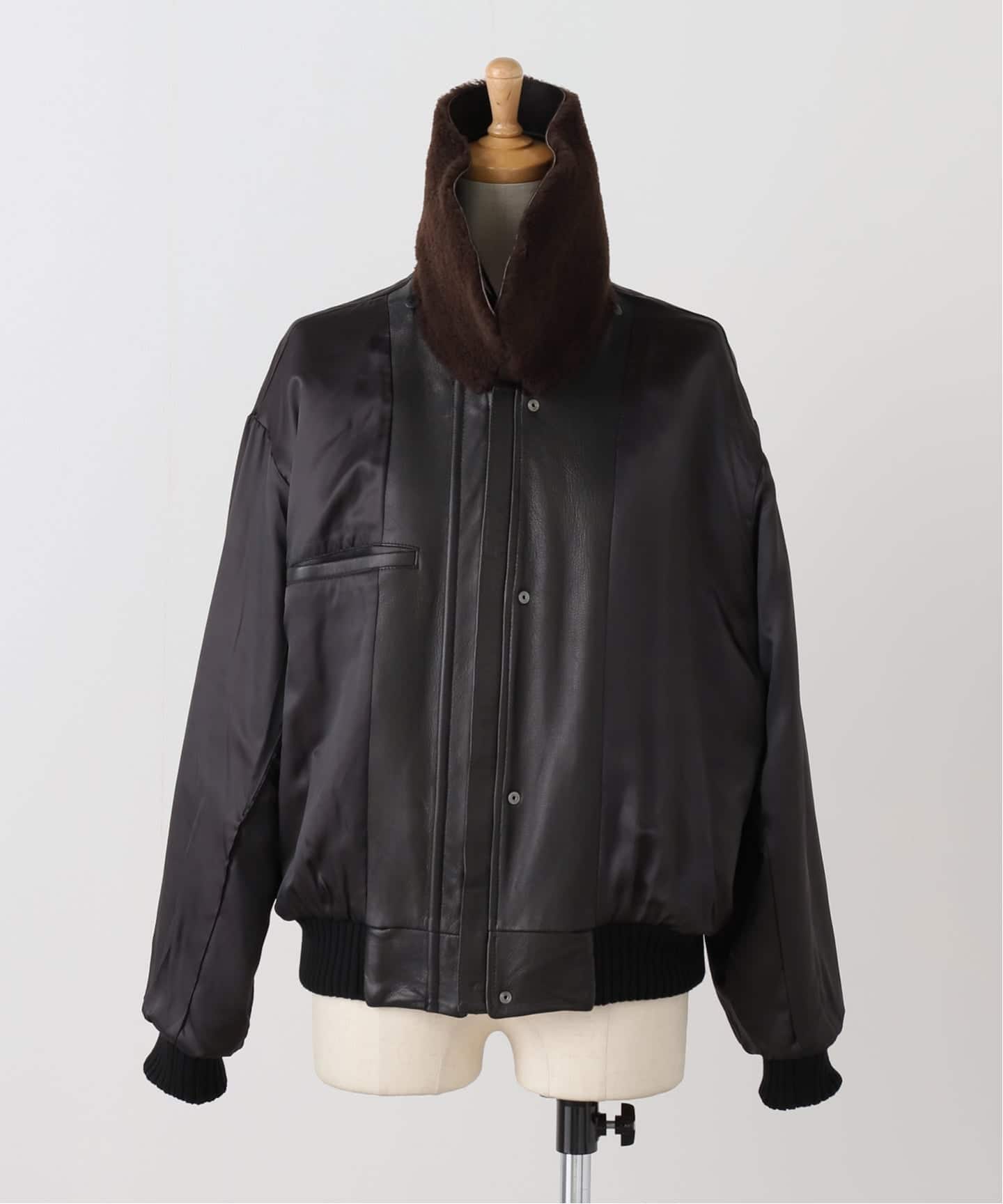 シープスキンジップブルゾン（レザージャケット）｜IENA（イエナ）の