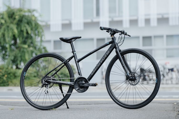 ビアンキの人気クロスバイクを安く買う方法！【憧れのチェレステカラー】