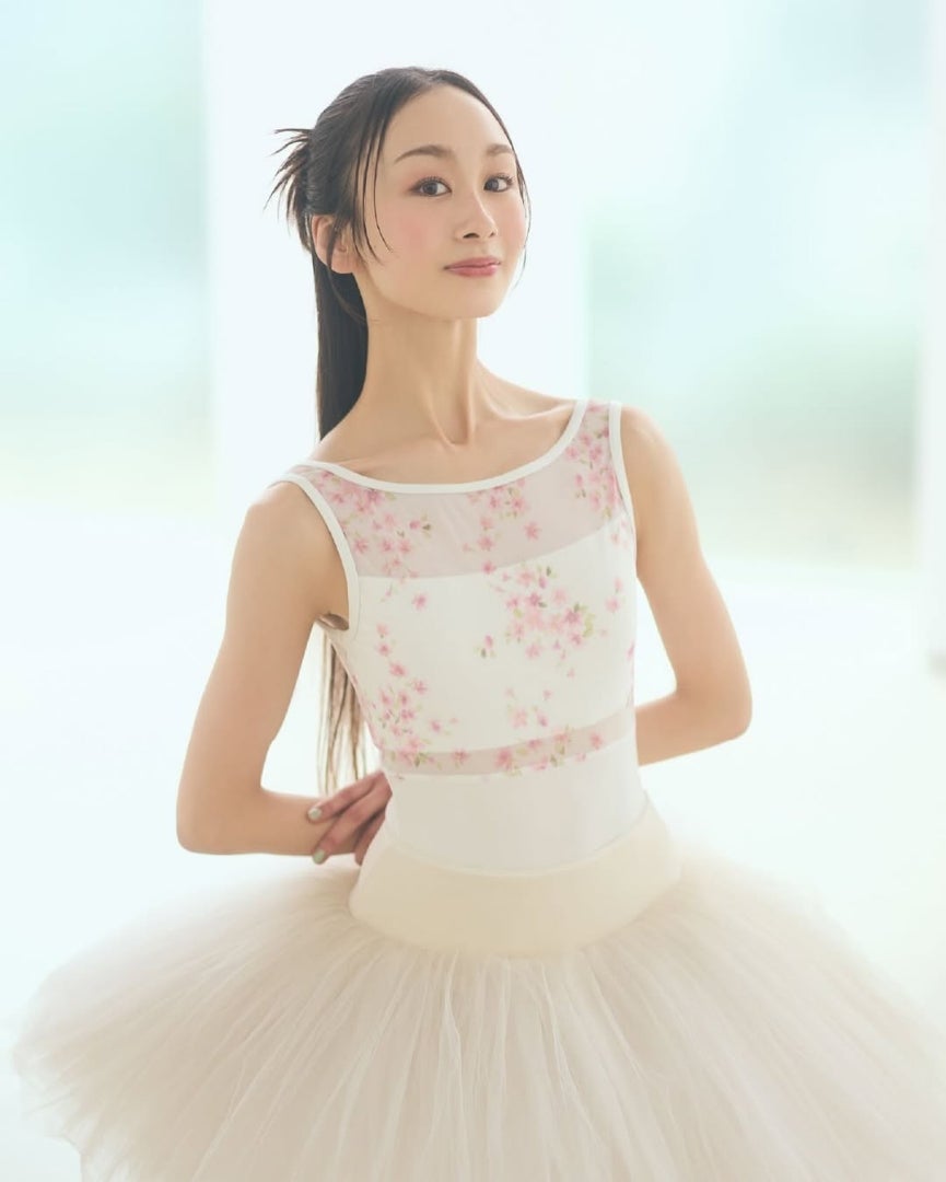 メイさん、チャコット【桜レオタード】〜吸い込まれそうな美しさ