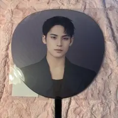 2026年最新】ミンギュ うちわの人気アイテム - メルカリ