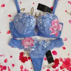 2026年最新】サルートe65の人気アイテム - メルカリ