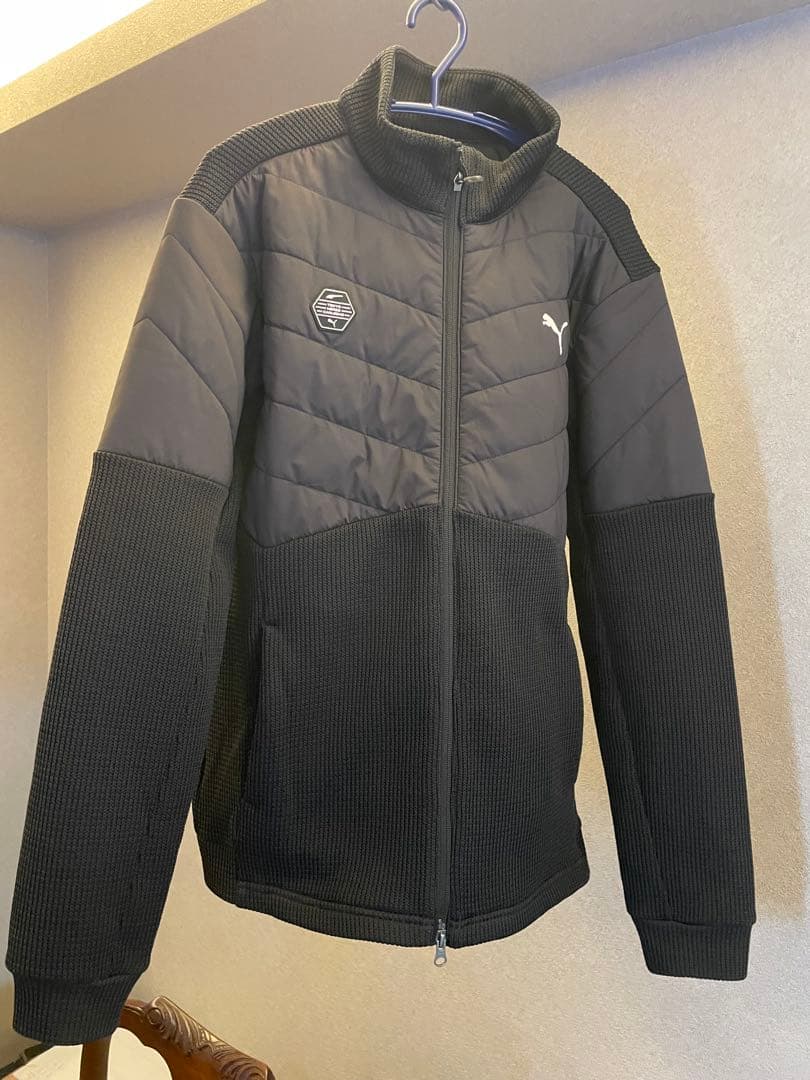 激安年末セール！新品未使用55%OFF！PUMA ジップアップジャケット 黒 PLEASURES×PUMA ジップアップジャケット ブラック サイズ Xl｜【公式