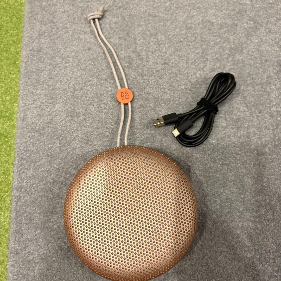 バング&オルフセン Beoplay A1 ワイヤレススピーカー Amazon.co.jp: バング・アンド・オルフセン (Bang & Olufsen