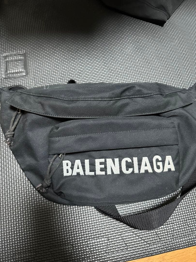 BALENCIAGA/バレンシアガ/ボディバッグ 楽天市場】バレンシアガ バッグ ボディバッグ ウエストポーチ