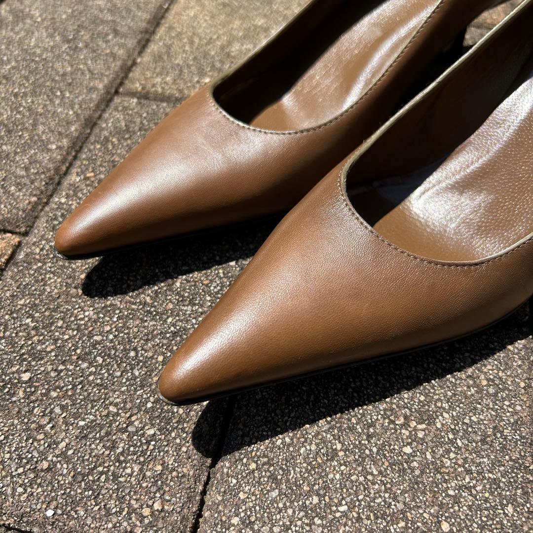 GUCCI ブラウン ポインテッドトゥ ヒール 23.5cm