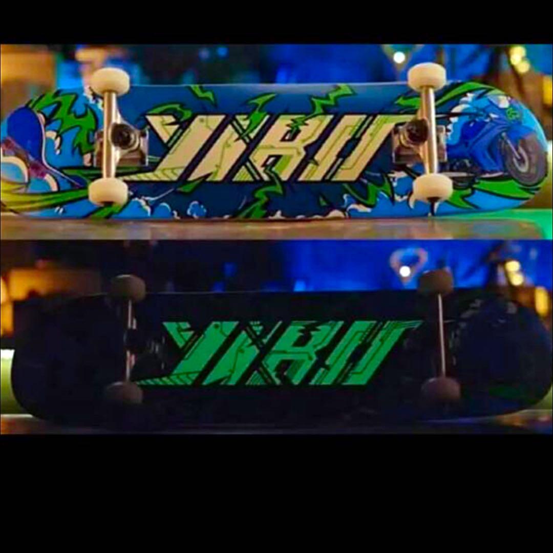 王一博　ワンイーボー　限定コラボ蛍光スケートボード