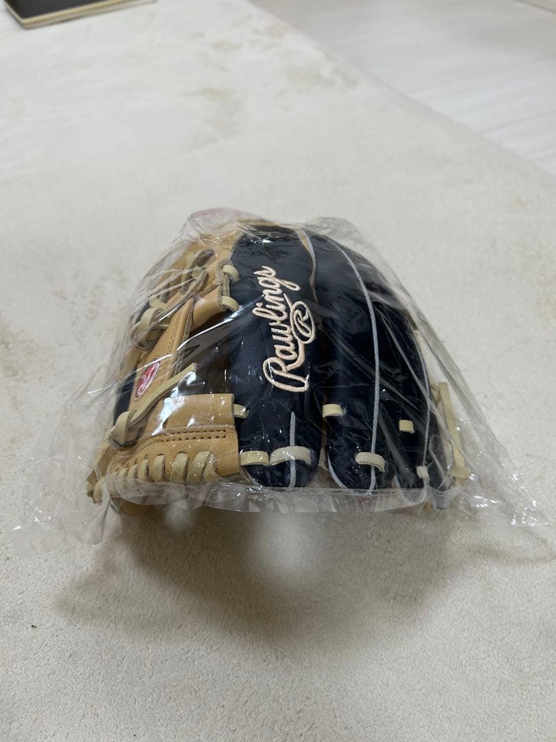 Rawlings 軟式グローブ 黒/ベージュ 新作 Rawlings 軟式グローブ 黒/ベージュ - メルカリ