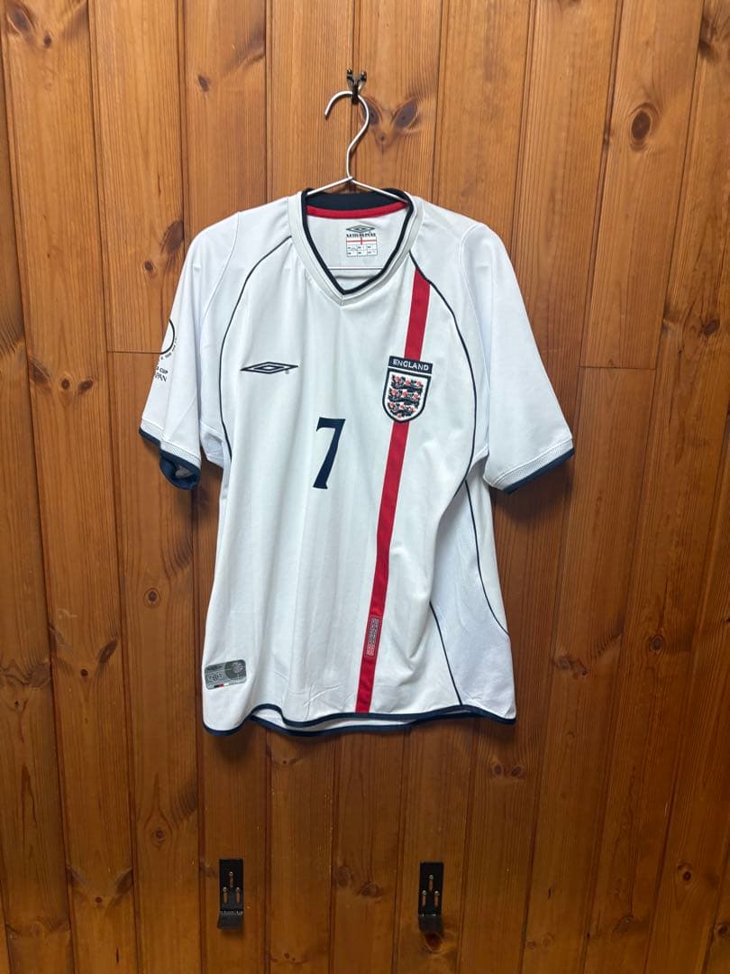 ウェア Umbro 2002 World Cup BECKHAM 7 England Beckham 7 Away Football Shirt 2002/04 Adults Small Umbro