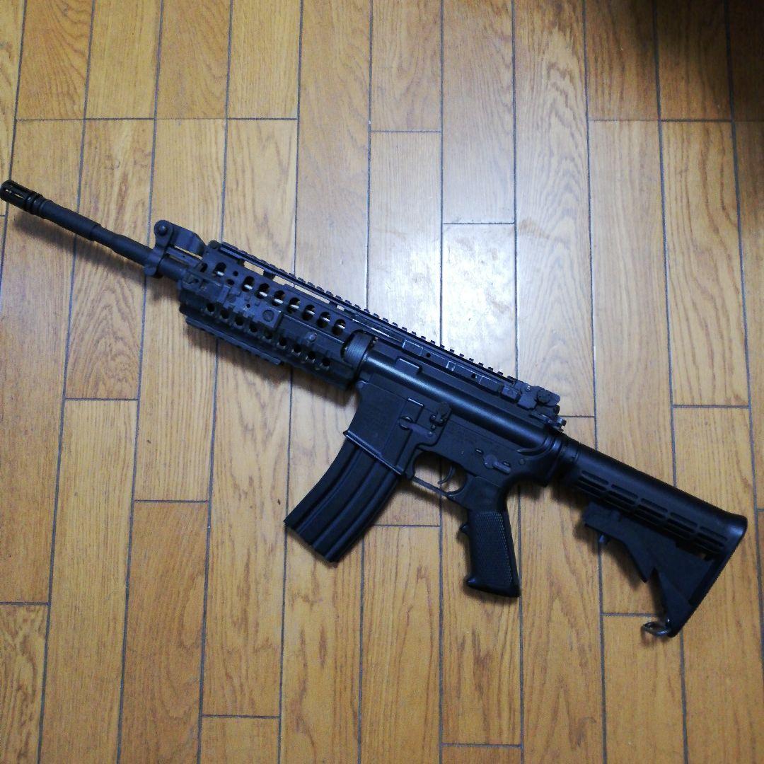 東京マルイ　M4 S-SYSTEM 電動ガン　バッテリー充電器付 店内全品5％OFFクーポン】東京マルイ・M4 S-システム 電動ガン