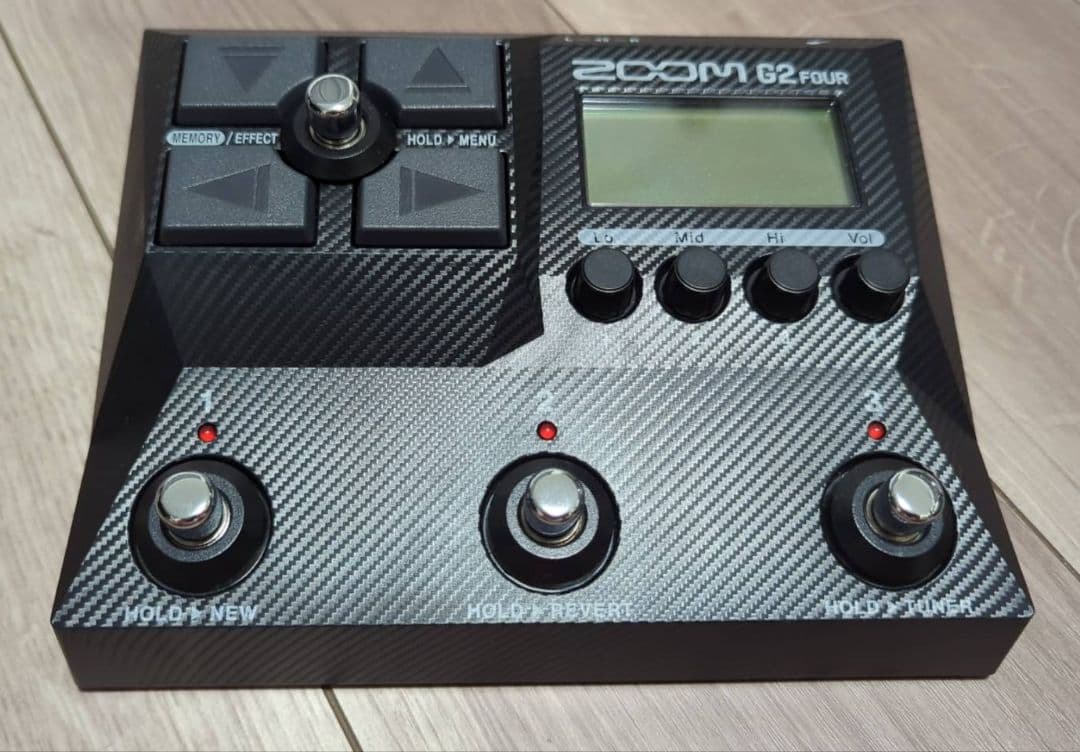 ZOOM G2 FOUR マルチエフェクター・AC・取説 ZOOM / G2 FOURの特徴と使い方などを徹底レビュー。初心者におすすめの