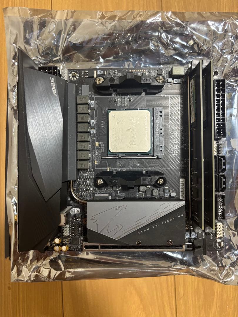 土日限定値下げ（動作品）ryzen7 5700x3d マザーボード メモリセット AMD Ryzen7 7800X3D W/O Cooler (8C/16T 4.2Ghz 120W) 100