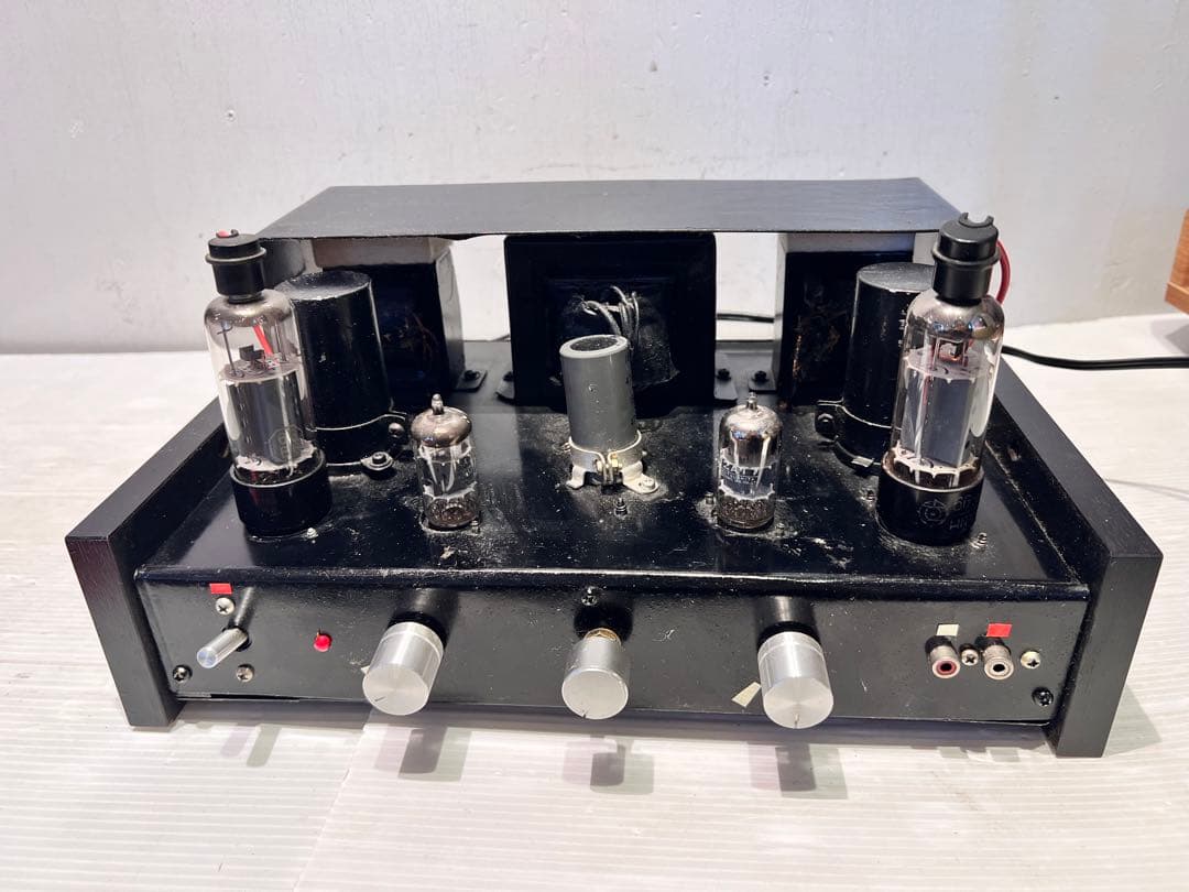 真空管アンプ　オーディオ機器　希少価値　通電確認済み　レア　早い者勝ち 真空管アンプ試聴／日本製の真空管を搭載したタカツキ TA-S01 - Stereo