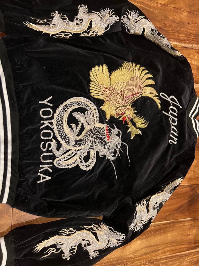 値下げしました！スカジャン 黒 ベルベット 刺繍入り 別珍黒刺繍】三笠謹製 オリジナル別珍スカジャン 花龍 綿無薄手 日本製