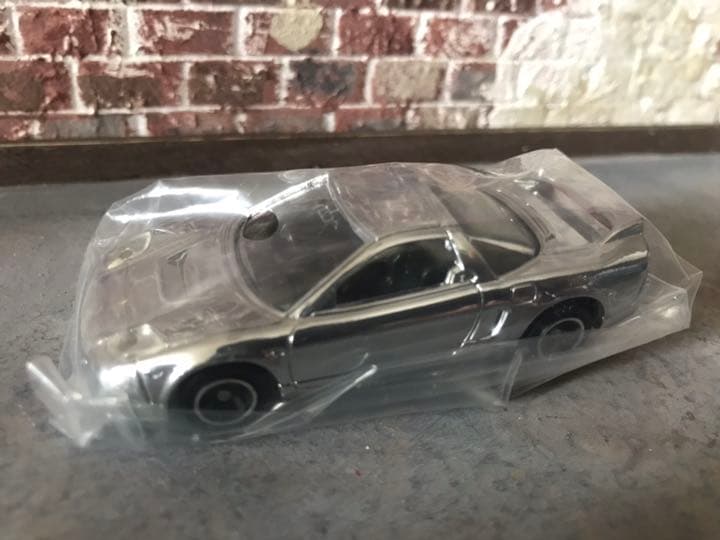 トミカ NSX-R ★非売品★ 非売品トミカのHonda NSX-R金メッキバージョンは劣化も少なく保存状態