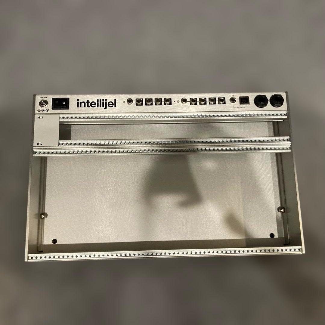 【Intellijel Designs】4U 62HP Silver 4U Palette Case - intellijel