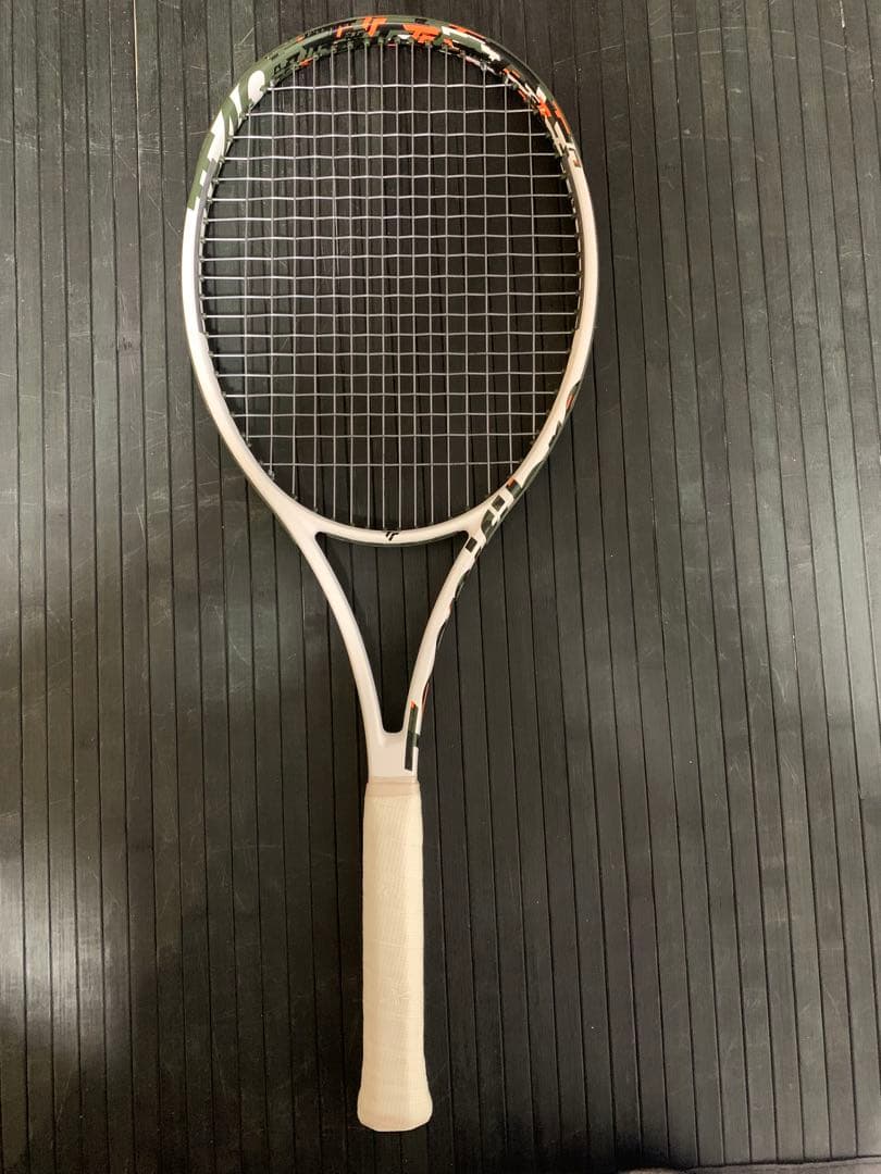 TF40 290 v3 グリップ2 テクニファイバー ラケット ]TF40 V3 290 16×19 14TF44906 | テニス