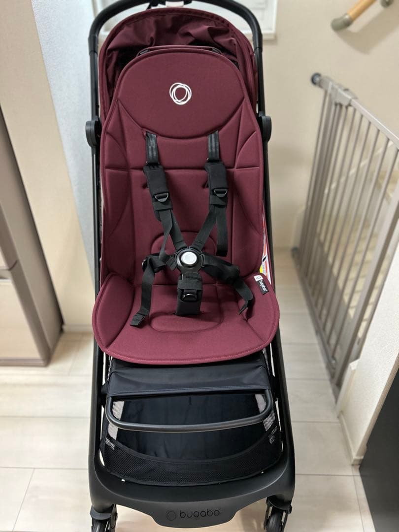 bugaboo バガブー バタフライ ダークチェリー ほぼ未使用 bugaboo バガブー バタフライ ダークチェリー ほぼ未使用 - メルカリ