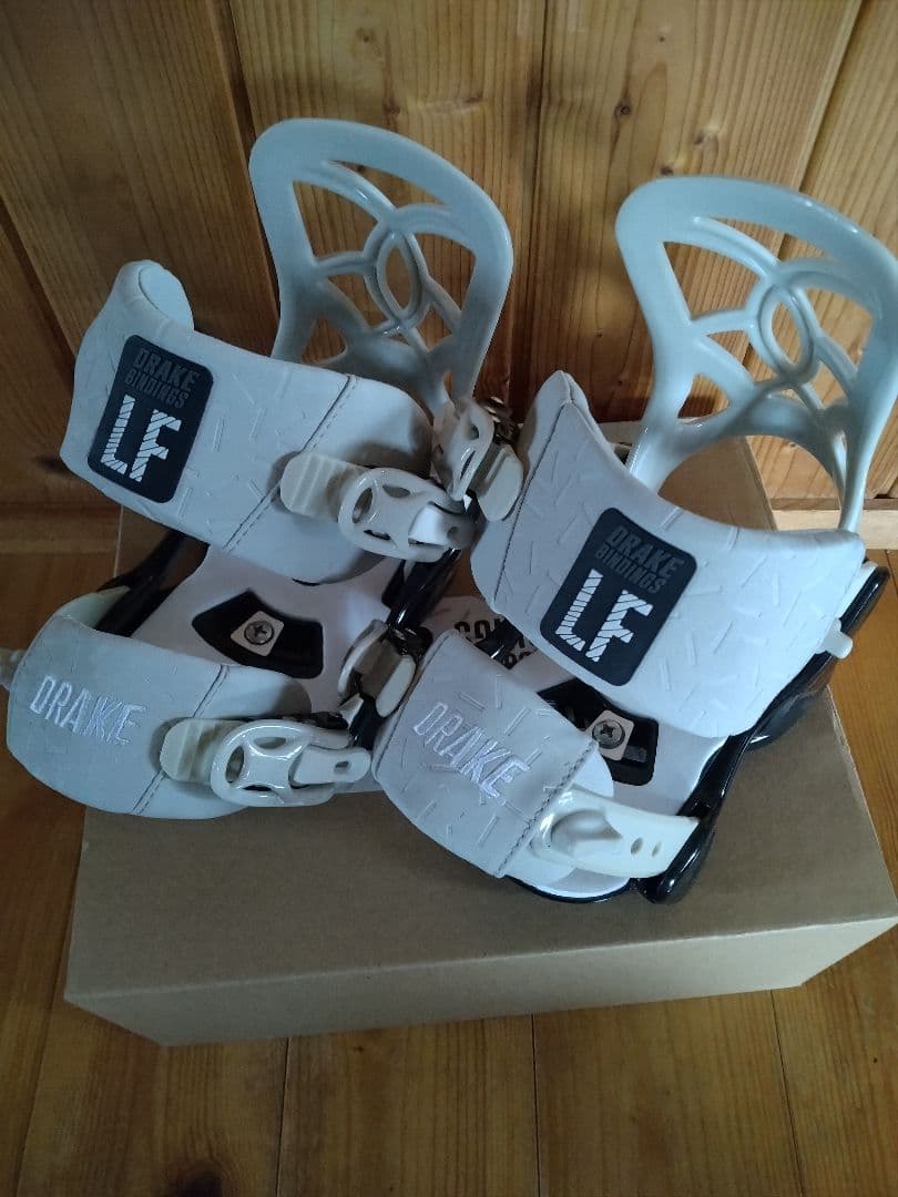 激レア 希少 キッズ DRAKE LF スノーボードビンディング XS ホワイト 公式】DRAKE (ドレイク) KING LTD 24-25 - | Drake SPORTS-W