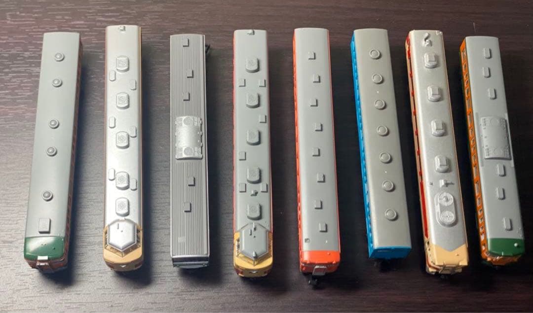 Nゲージ 鉄道模型 8両セット ケースあり