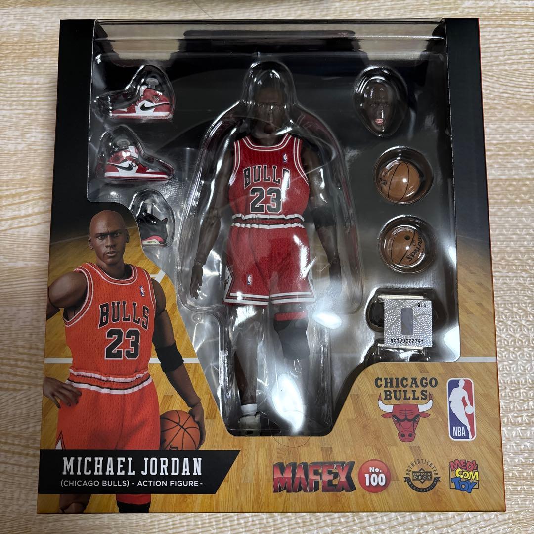 MAFEX Michael Jordan アクションフィギュア Amazon.co.jp: メディコム・トイ MAFEX マフェックス No.132 Michael